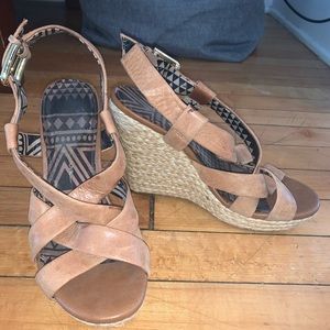 Jessica Simpson Wedges